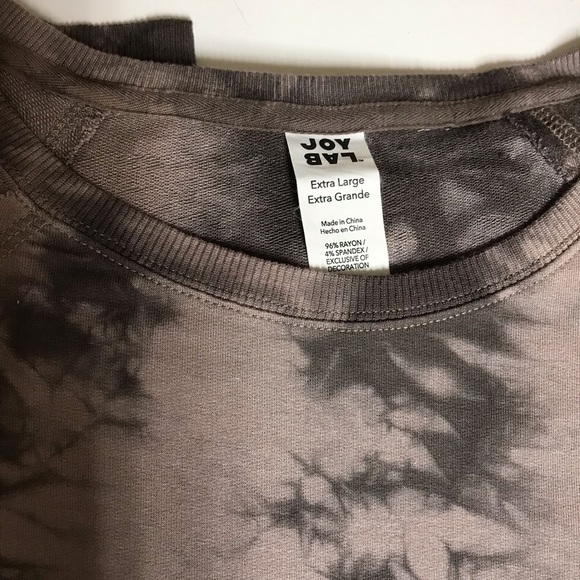 JoyLab Sweatshirt & matching Sweatshorts - Picture 3 of 14